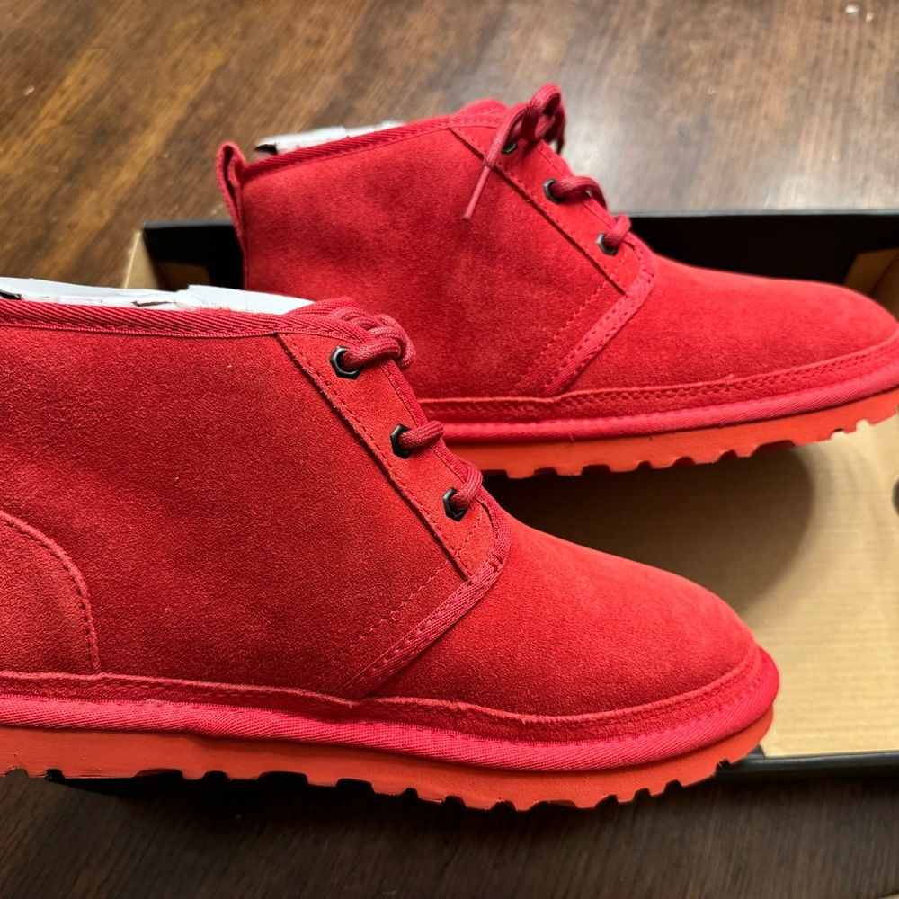 UGG NEW Red Suede Chukka Boots - Picture 6 of 6